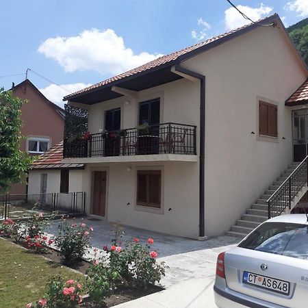 Apartman Damjanovic Цетине Экстерьер фото