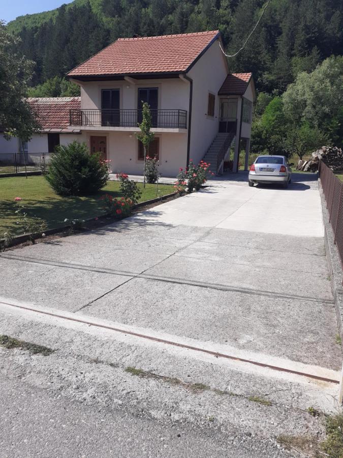 Apartman Damjanovic Цетине Экстерьер фото