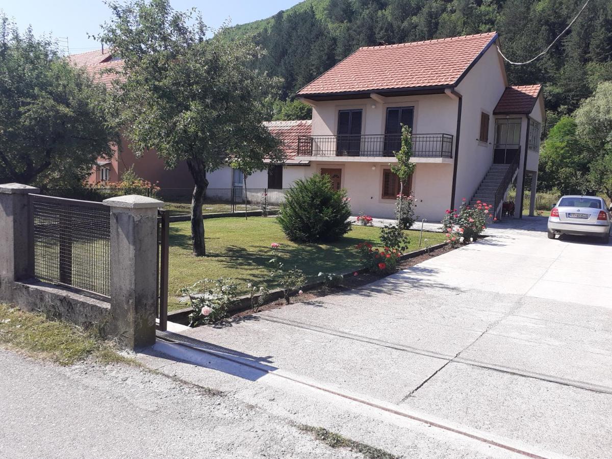Apartman Damjanovic Цетине Экстерьер фото
