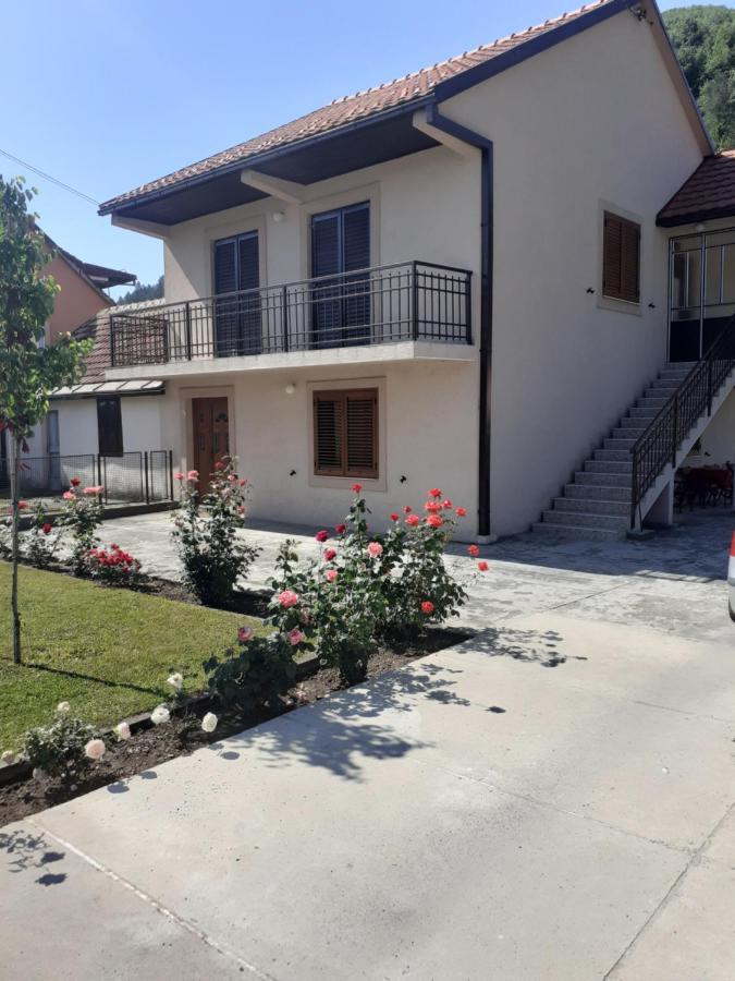 Apartman Damjanovic Цетине Экстерьер фото